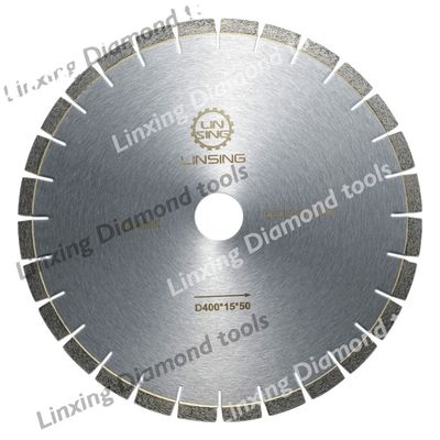 Outils à base de diamants de type sintré pour la coupe de la dalle de granit