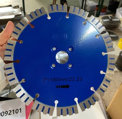 Disque de coupe à lame diamantée 180 mm revêtu de Ti pour la finition de la pierre volcanique au Mexique