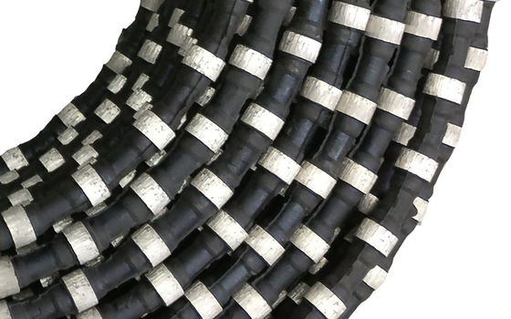 11.5mm Sable à fil diamanté à ressort en caoutchouc pour la carrière de l'exploitation minière Coupe de marbre de perles de diamant