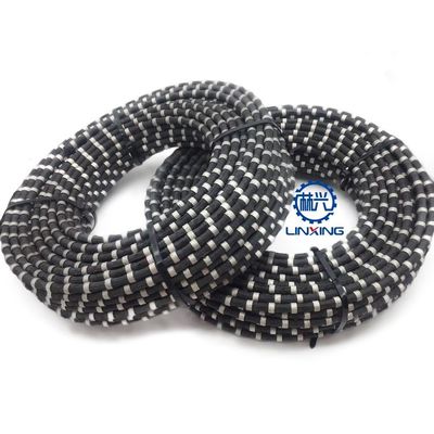 11.5mm Sable à fil diamanté à ressort en caoutchouc pour la carrière de l'exploitation minière Coupe de marbre de perles de diamant