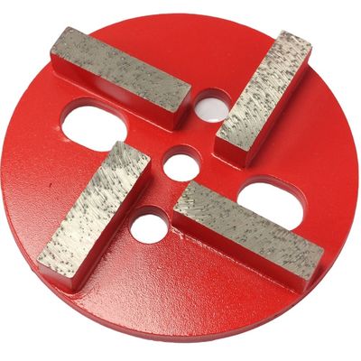 Les diamants sont utilisés pour le polissage des sols de béton.