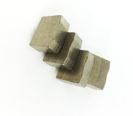 Segment de diamants de coupe de granit à lames multiples de 2000 mm et 2500 mm avec technologie de frittage