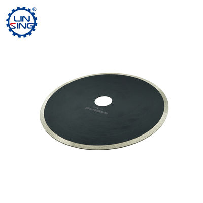 Pas de déchiquetage Disque diamanté continu de 350 mm pour la découpe des carreaux de céramique en marbre de porcelaine