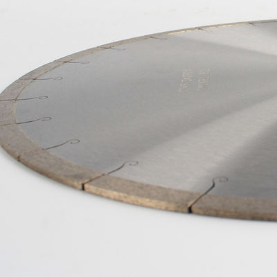 Taille du segment 39.5/37.5*3*10mm Dekton Disque de coupe de lame de scie diamantée pour machine CNC