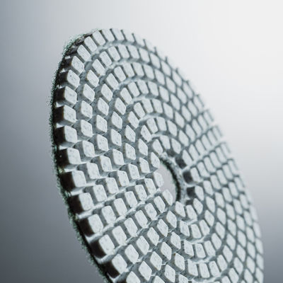 100 mm de résine de liaison humide de diamant Polissage Pad pour le marbre de granit de quartz de pierre 7 pièces