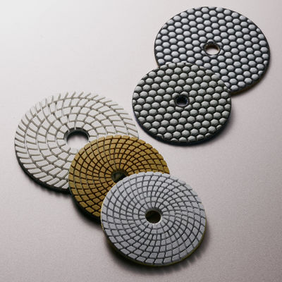 100 mm de résine de liaison humide de diamant Polissage Pad pour le marbre de granit de quartz de pierre 7 pièces