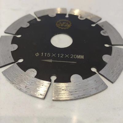 Diamètre 115 mm Turbo segmenté Disque de coupe de dents pour le bord de la route de l'asphalte de brique de granit de marbre