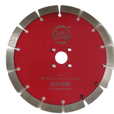 Disque de coupe à dents segmentées pour la coupe à sec de la netteté