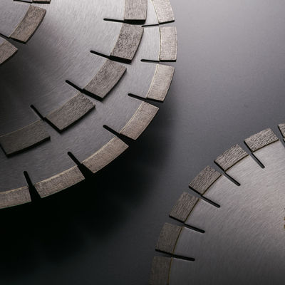 12" 14" Expédition rapide Lamelle de scie circulaire pour la coupe de pierre sur la machine de coupe de pont