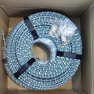 Coupe de la scie à fil de diamant en plastique à perles de 8,3 mm pour le carréage et le profilage de blocs de granit