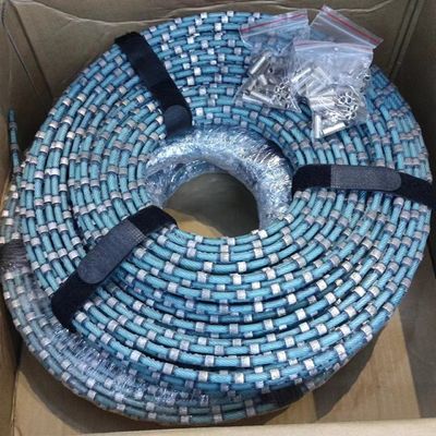 Coupe de la scie à fil de diamant en plastique à perles de 8,3 mm pour le carréage et le profilage de blocs de granit
