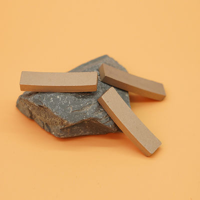 Coupe de diamants en pierre de marbre avec fabrication personnalisée OBM