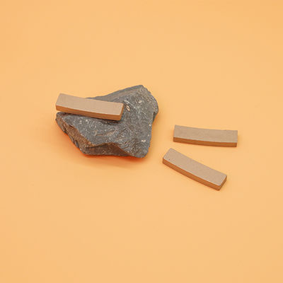 Coupe de diamants en pierre de marbre avec fabrication personnalisée OBM