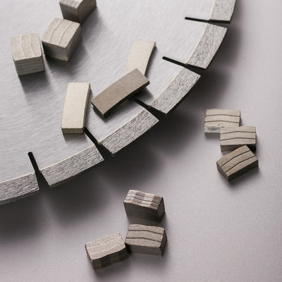 Disque de coupe de diamant soudé à haute fréquence de 14 pouces avec une épaisseur de lame de 0,05 pouce