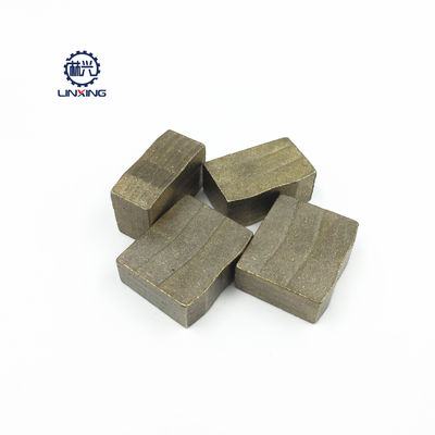 Segments de diamants pour la coupe de grès Matériau brut Poudre métallique de diamant garantie