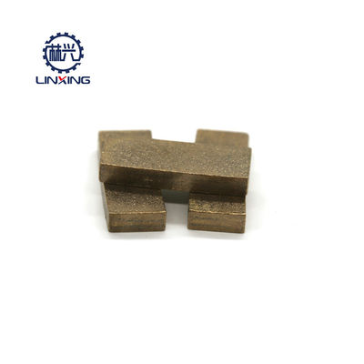 Matériau brut poudre métallique Segment de découpe de diamants pour scie à marbre