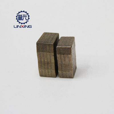 Matériau brut poudre métallique Segment de découpe de diamants pour scie à marbre
