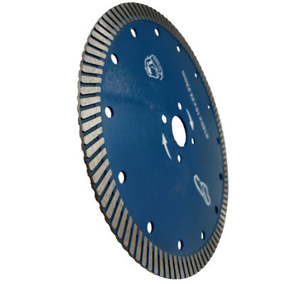 Disque de meulage de béton turbo à maillage X en acier allié en poudre de diamant de 7 pouces pour le granit de marbre