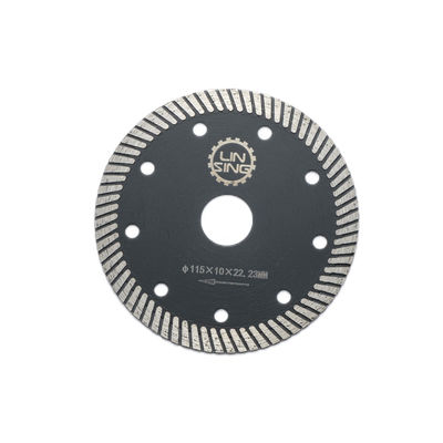 Bon prix Disque de coupe diamant pour carreaux de béton métallique 44T Dents 5in Longueur de lame