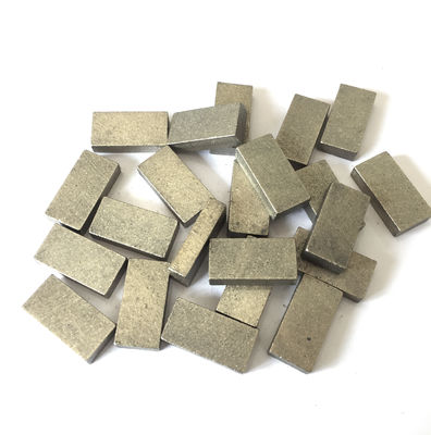 Segments de scies à bande plates de haute précision de qualité A pour la découpe de blocs de marbre