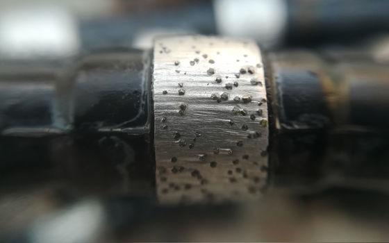 Support personnalisé ODM Perles de sciage à fil de diamant sintré pour le béton en pierre de marbre de granit