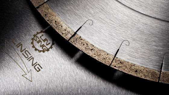 Blade à scie diamantée de qualité A-Classe J pour couper des outils de coupe de pierre de 350 mm