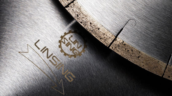 Blade à scie diamantée de qualité A-Classe J pour couper des outils de coupe de pierre de 350 mm
