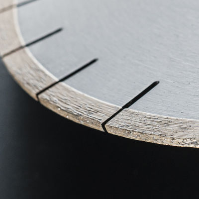 Performance stable et longue durée de vie D400 Lames de scie à diamant pour le marbre avec métal diamanté
