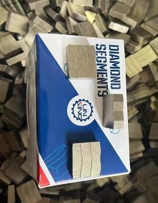 13/15/20 mm Segment de diamant à lames multiples en argent pour la découpe du granit de marbre 5,5 à 6,5 mm