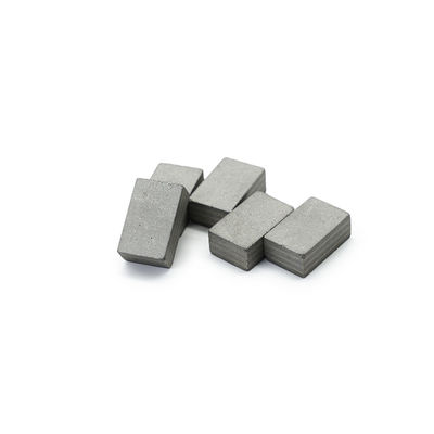 24*9*15 mm Segment de diamants andésites pour la découpe de la pierre de basalte au Mexique et en Indonésie