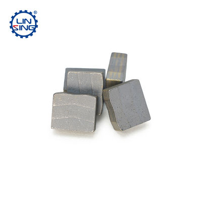 Segment de finition polissée M et de diamants sintrés à forme plate pour outils de coupe en grès