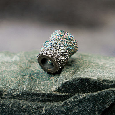 Perles de sciage à fil double cône de diamants brasées sous vide pour la découpe de travertin de marbre au Brésil