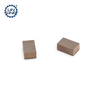Support personnalisé OBM Diamond Segment 24*10*15 mm pour une lame de scie de 1600 mm en Indonésie