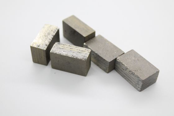 Outil de coupe de lave à diamants à forme plate pour le granit Andesite 1800 mm
