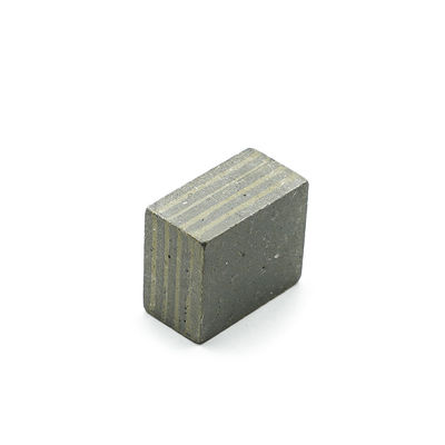 24*12,5*20mm Segment diamanté à forme plate pour les outils de meulage des plaques de pierre super douces