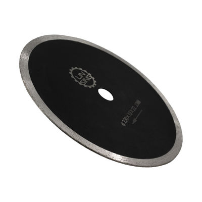 Longueur de lame 20 mm D230 mm Jante continue humide Lampe à scie diamantée pour couper des carreaux en céramique