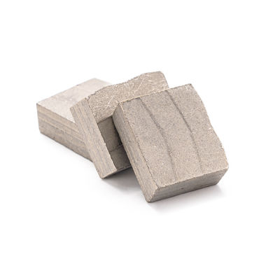 17 ans d'expérience dans le segment diamanté de granit à lames multiples de 7,2 mm pour la découpe de blocs de pierre