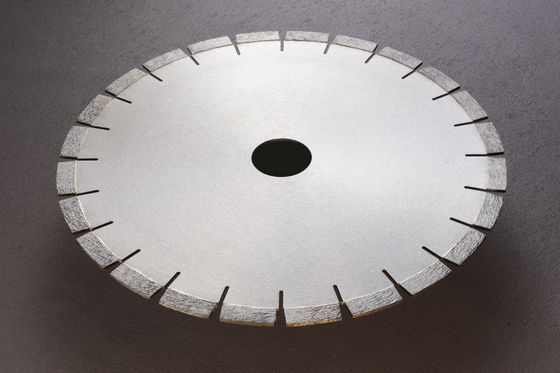 Machine de coupe de pont Coupeur de diamant Lampe à scie de grès pour couper l'acier inoxydable