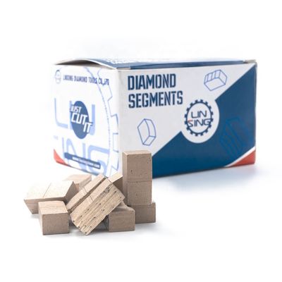 Segment diamanté de pointe de marbre personnalisé 24*8*13mm pour la coupe douce et dure au Pakistan