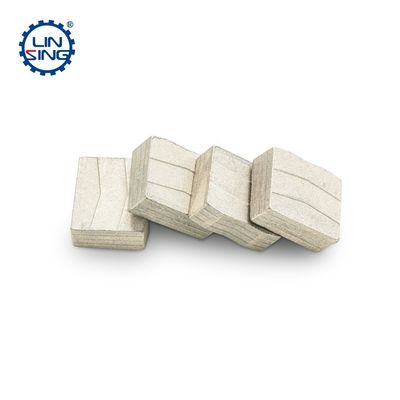 Vitesse de coupe rapide 1600 mm Lamelle 20 mm Segment de hauteur pour l'outil de coupe de diamant en granit