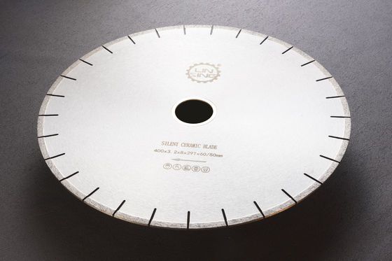 Type de procédé Disques et plaquettes de découpe en céramique de porcelaine soudée au laser pour scies de maçonnerie