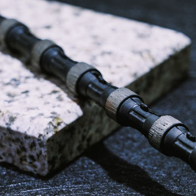 Saute à fil de diamant à découpe rapide pour le marbre de granit et le quartz 5000m/semaine Production