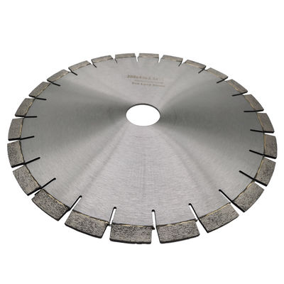 Performance de soudage à haute fréquence Lamelle de scie pour la découpe de la pierre de lave volcanique