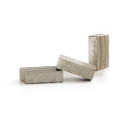 Outil de coupe rapide 4,5 mm Segment de diamant pour coupeuse à pointe de lame multiple Coupe de granit