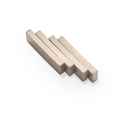 Segment diamanté pour les pièces de lames de scies à tubes, les dalles de granit et les outils de coupe de petits blocs