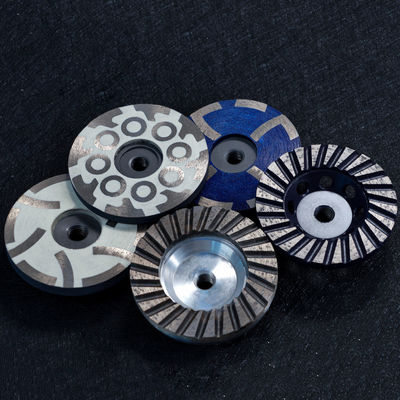 12 segments D100MM Roue de meulage de béton avec connexion 5/8-11 et roue abrasive