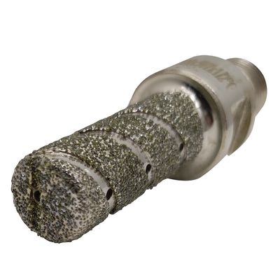 Outil de forage à diamants pour le granit