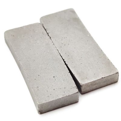 Segment de diamant en forme d'arc pour l'outil de lame de scie de 600 mm en Indonésie