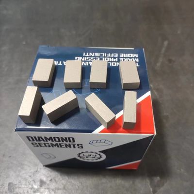 900 mm Segment à lame unique Sandwich Segment diamanté pour outil de coupe au Vietnam Mexique