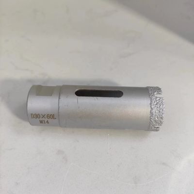 Bits de forage au noyau de diamant pour carreaux de porcelaine Bonne netteté et coupeuse brasée sous vide